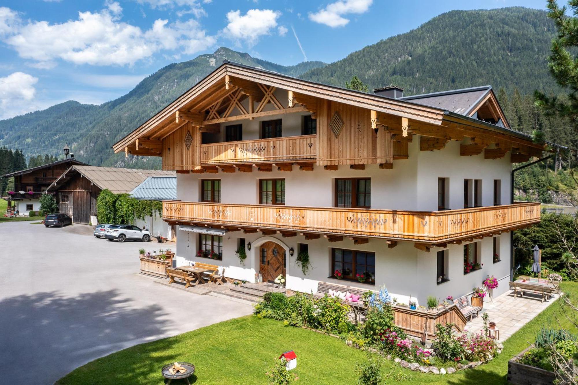 Pension Walchauhof Flachau Exterior photo